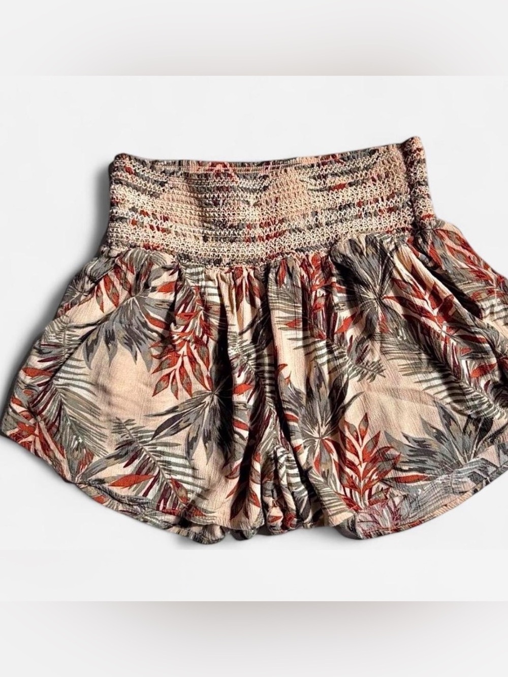 Womens Shorts Size XL Pull On Lightweight Tan Printed Pockets Elastic Waist